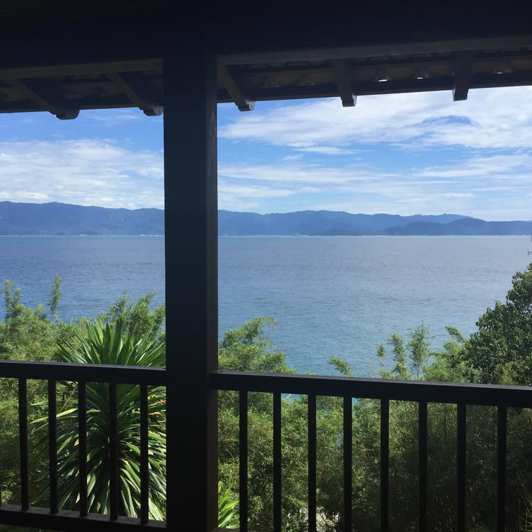 Casa Vermelha Guest House イリャベラ エクステリア 写真