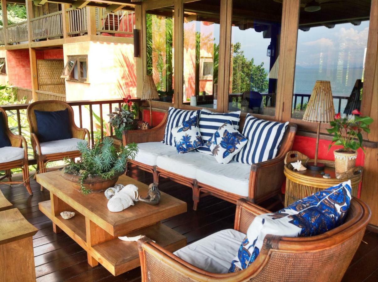 Casa Vermelha Guest House イリャベラ エクステリア 写真